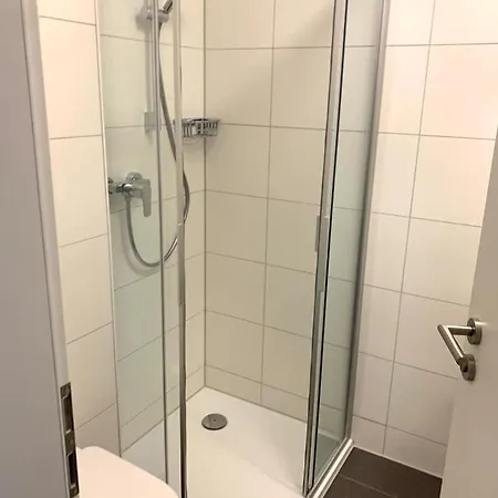 Stylish Apartment,bed&matress, Near University& Old Town, Wifi شقة